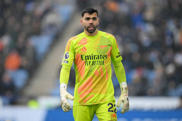 谢谢你湖人侠！东契奇罚球时，全场球迷高喊“谢谢哈里森”[2...50].